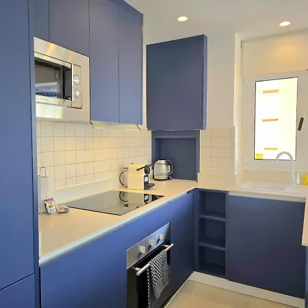 Sunshine Blue Skies And Seaview 2 Bedroom Seasonal Pool Free Wifi And Dedicated Workspace By Namaste Elite Apartament *