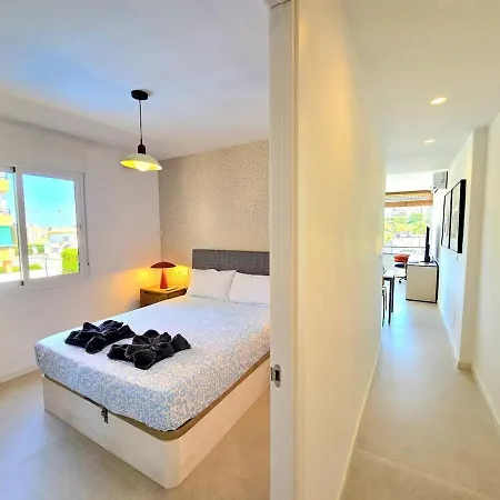 Sunshine Blue Skies And Seaview 2 Bedroom Seasonal Pool Free Wifi And Dedicated Workspace By Namaste Elite *