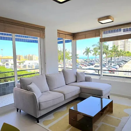 Sunshine Blue Skies And Seaview 2 Bedroom Seasonal Pool Free Wifi And Dedicated Workspace By Namaste Elite * Torremolinos