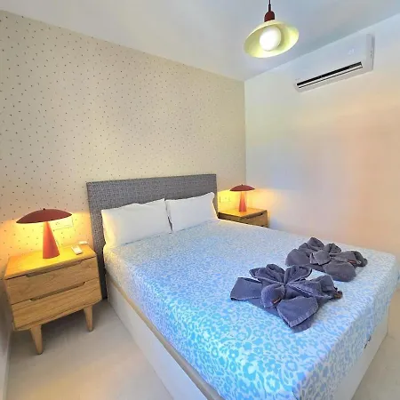 Sunshine Blue Skies And Seaview 2 Bedroom Seasonal Pool Free Wifi And Dedicated Workspace By Namaste Elite Lägenhet