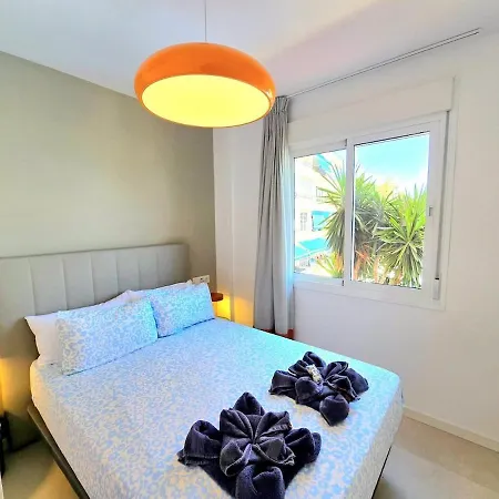 דירה Sunshine Blue Skies And Seaview 2 Bedroom Seasonal Pool Free Wifi And Dedicated Workspace By Namaste Elite *