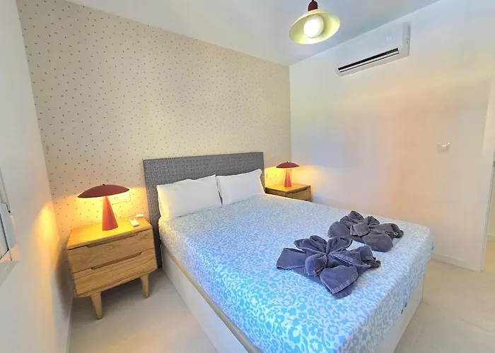 Sunshine Blue Skies And Seaview 2 Bedroom Seasonal Pool Free Wifi And Dedicated Workspace By Namaste Elite Appartement